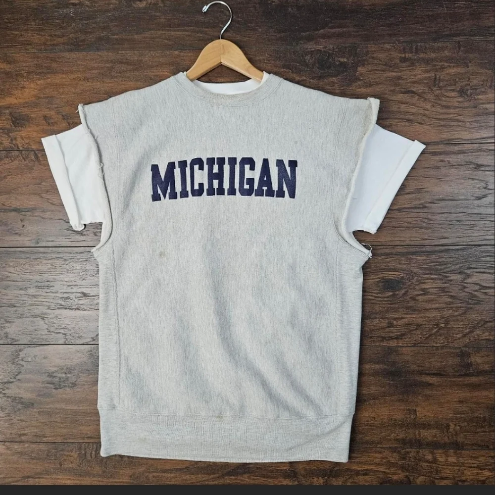 Vintage Champion Reverse Weave Michigan Cut-Off Sleeveless Sweatshirt XL - Picture 2 of 10